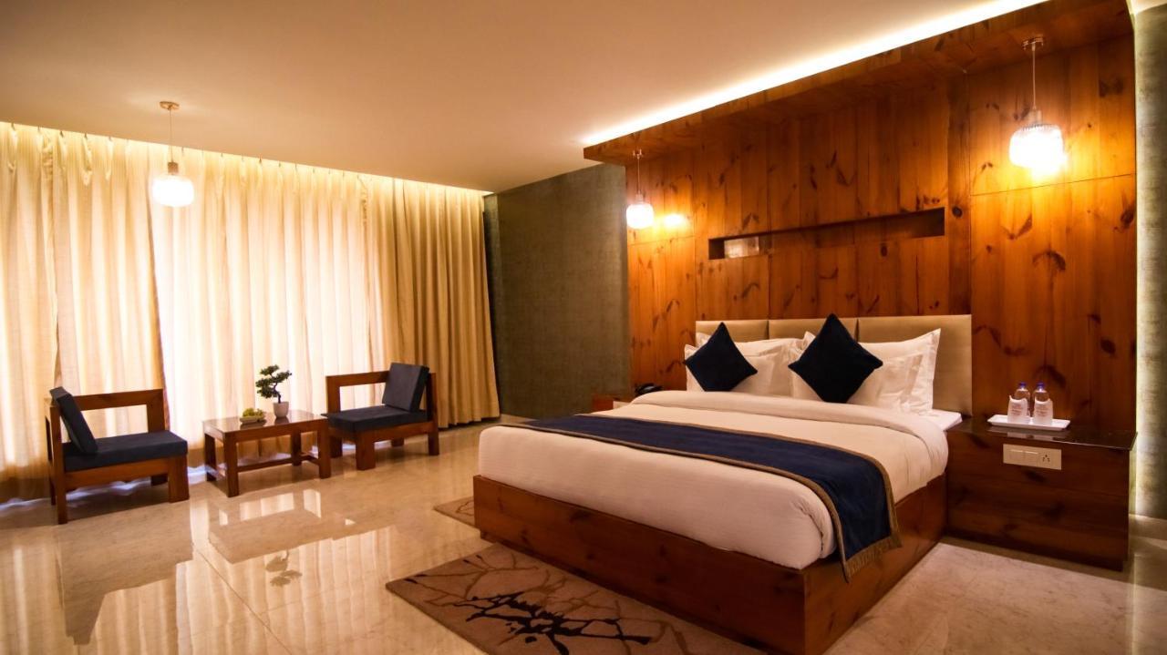 Golden Fern Resort Shimla Bagian luar foto