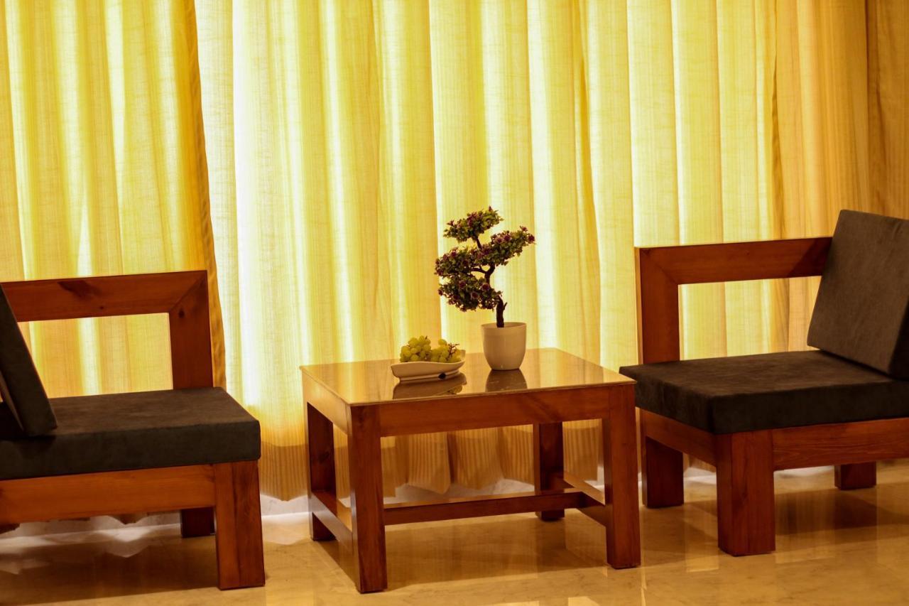 Golden Fern Resort Shimla Bagian luar foto