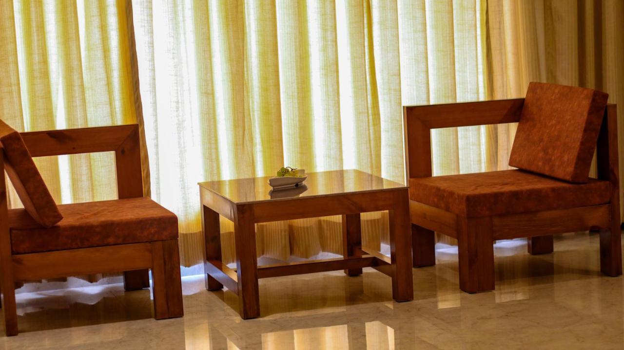 Golden Fern Resort Shimla Bagian luar foto